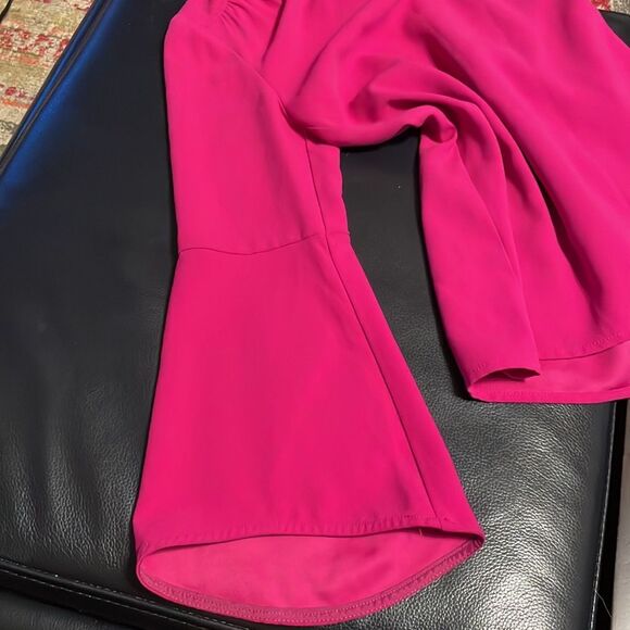 Trina Turk Enamel V-neck Bell Sleeve Blouse Top - Picture 5 of 5